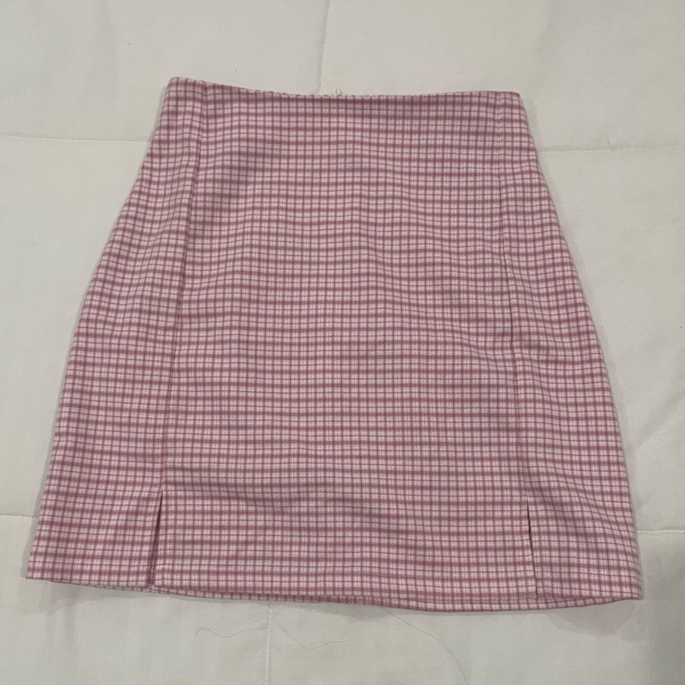 brandy melville pink plaid skirt